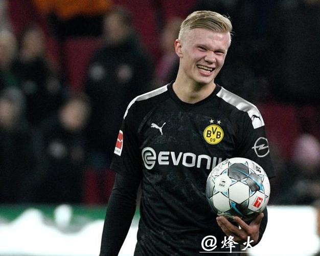 德甲-哈兰德替补首秀戴帽 多特5-3逆转奥格斯堡 德甲-哈兰德替补首秀戴帽 多特5-3逆转奥格斯堡