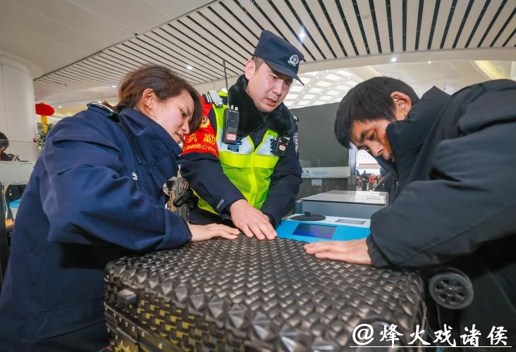 上海松江站春运升级,暖心举措传递“松江温度” 上海松江站春运升级,暖心举措传递“松江温度”